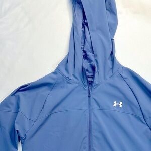 Under Armour Black Zip-Up small loose fit